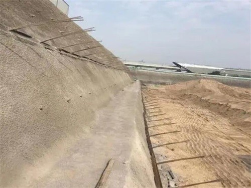 简阳河道边坡加固